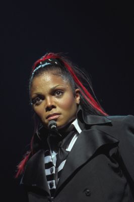 jj_TVRTour_Paris1_17.jpg