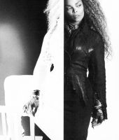 _UNBREAKABLE_World_Tour_BOOK-25.jpg