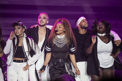 jj_janetESSENCEFest2018_0017.jpg