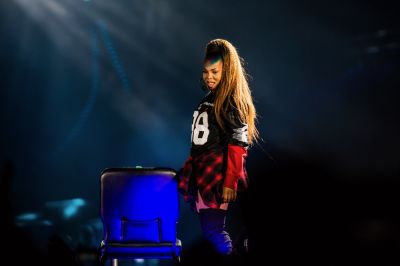 jjoutsidelandsfest_28129~0.jpg