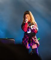 jjoutsidelandsfest_282029~0.jpg