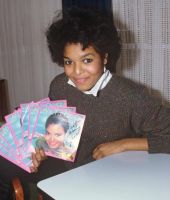 1982_JanetJacksonAlbumSigning_1.jpg