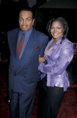 2000_TheKlumps_WorldPremiere_005.jpg