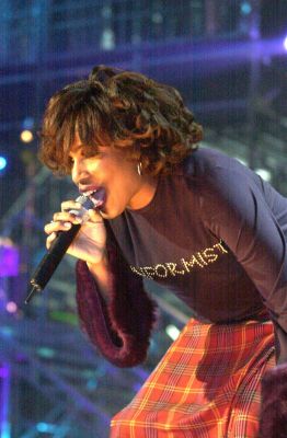 2001_MTVicon_Show_024.jpg