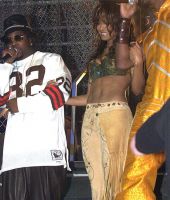 2001_MTVicon_Show_002.jpg