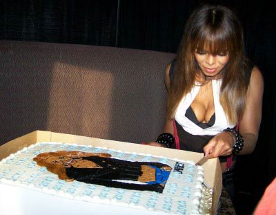 2006_JanetBdayatRUMBA_01.jpg