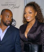 2006_OprahsLegendsBallScreening_02.jpg