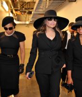 2009_MJ_Memorial_Service_010.jpg