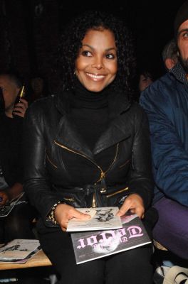 2010_LFW_ChildOfJago_03.jpg
