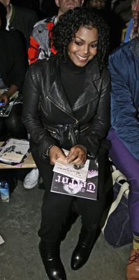 2010_LFW_ChildOfJago_07.jpg