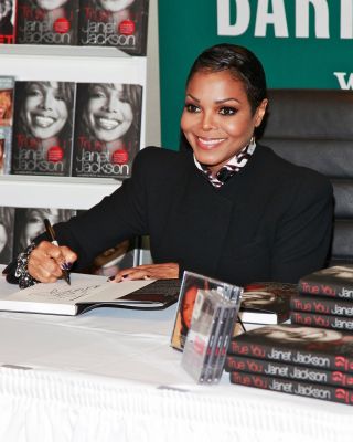 2011_TrueYou_BarnesNoble_09.jpg